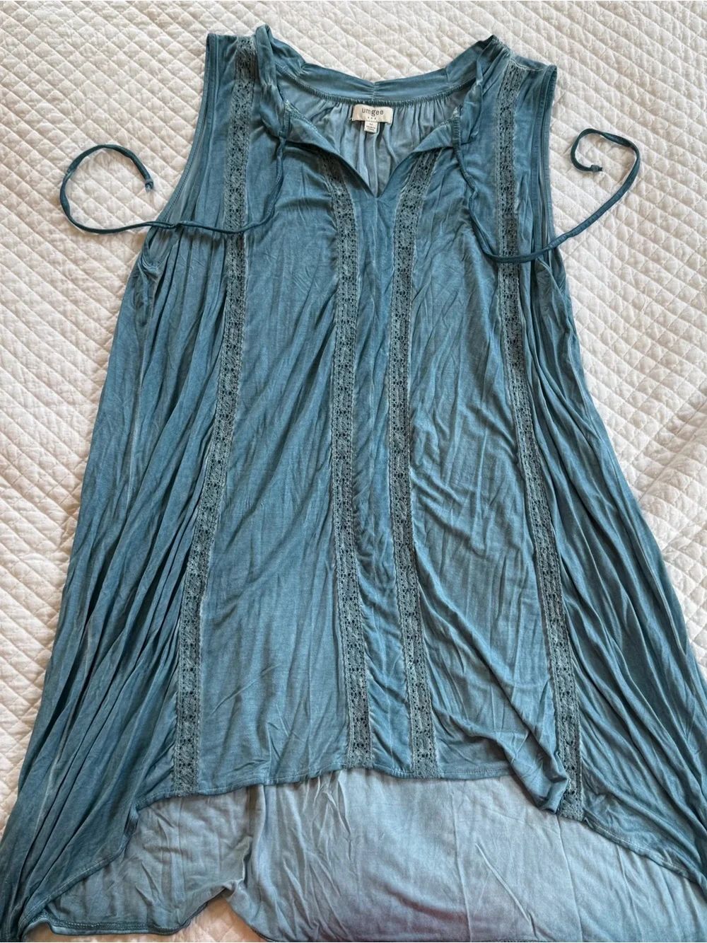 Umgee Light Blue Sleeveless Denim-Style Dress with Lace Trim - Picture 4 of 11